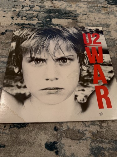 War 1983 island 90067 - war,