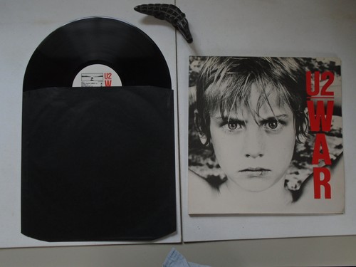 Vinyl record war - u2,